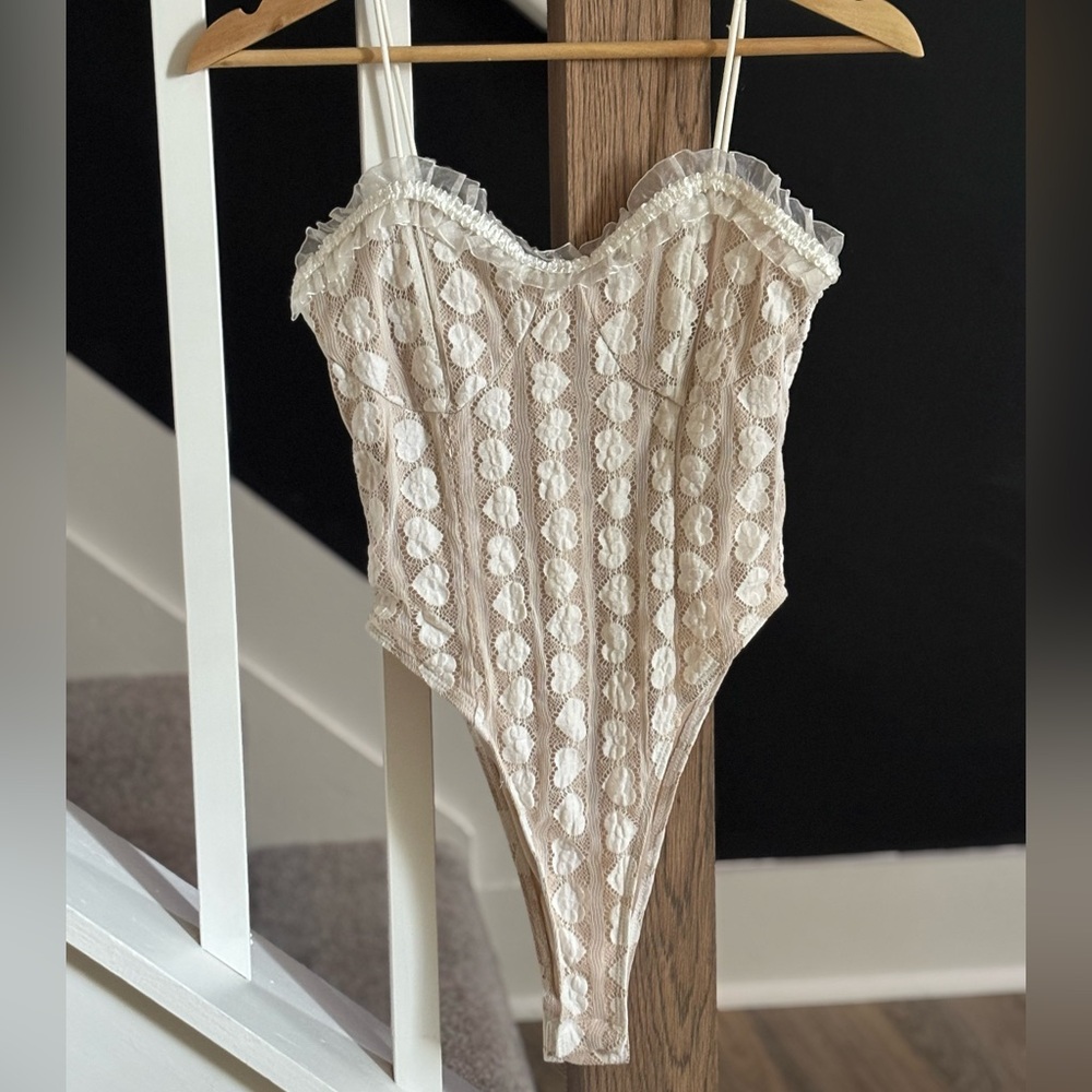 ✨ Heart Lace Bodysuit ✨